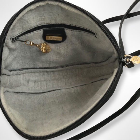 GUcci  GG Black Monogram Women Oval Canvas Vintage Shoulder/Crossbody Bag - Picture 6 of 6